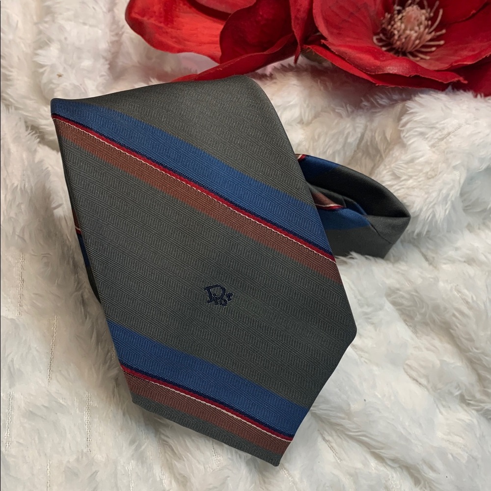 🌹VINTAGE Christian Dior SIGNATURE AUTHENTIC Charcoal Tie with Blue & Red Stripes